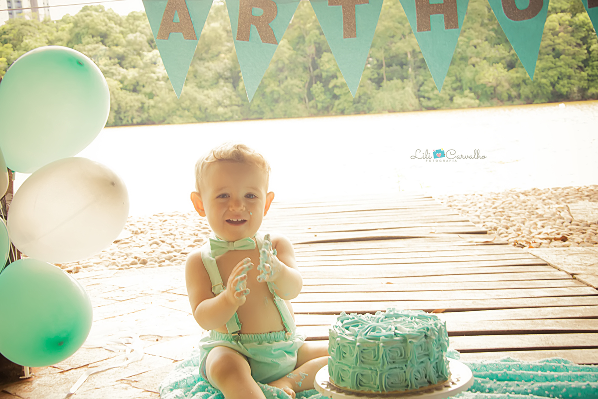 #smashthecake #sessaofamilia #lilicarvalho #lilifotografia #fotoexterna #aniversario #gestantemaringa #fotoprofissional 