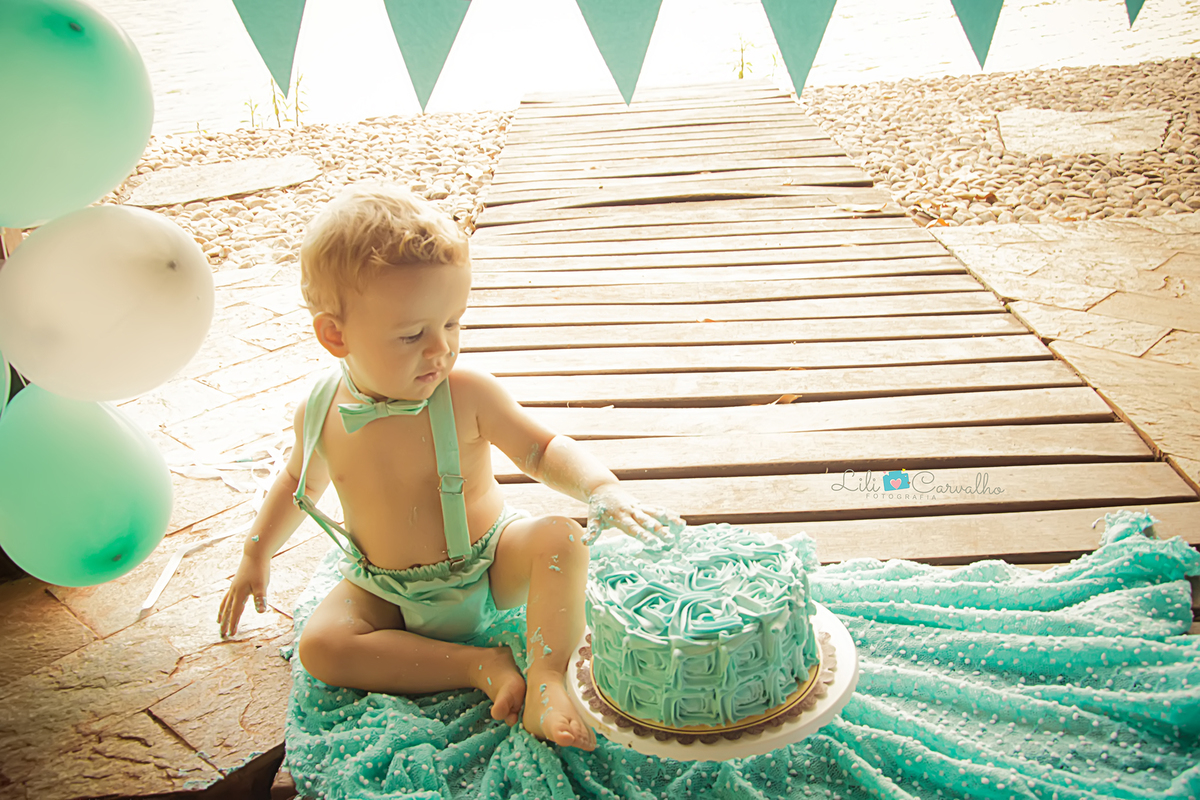 #smashthecake #sessaofamilia #lilicarvalho #lilifotografia #fotoexterna #aniversario #gestantemaringa #fotoprofissional 