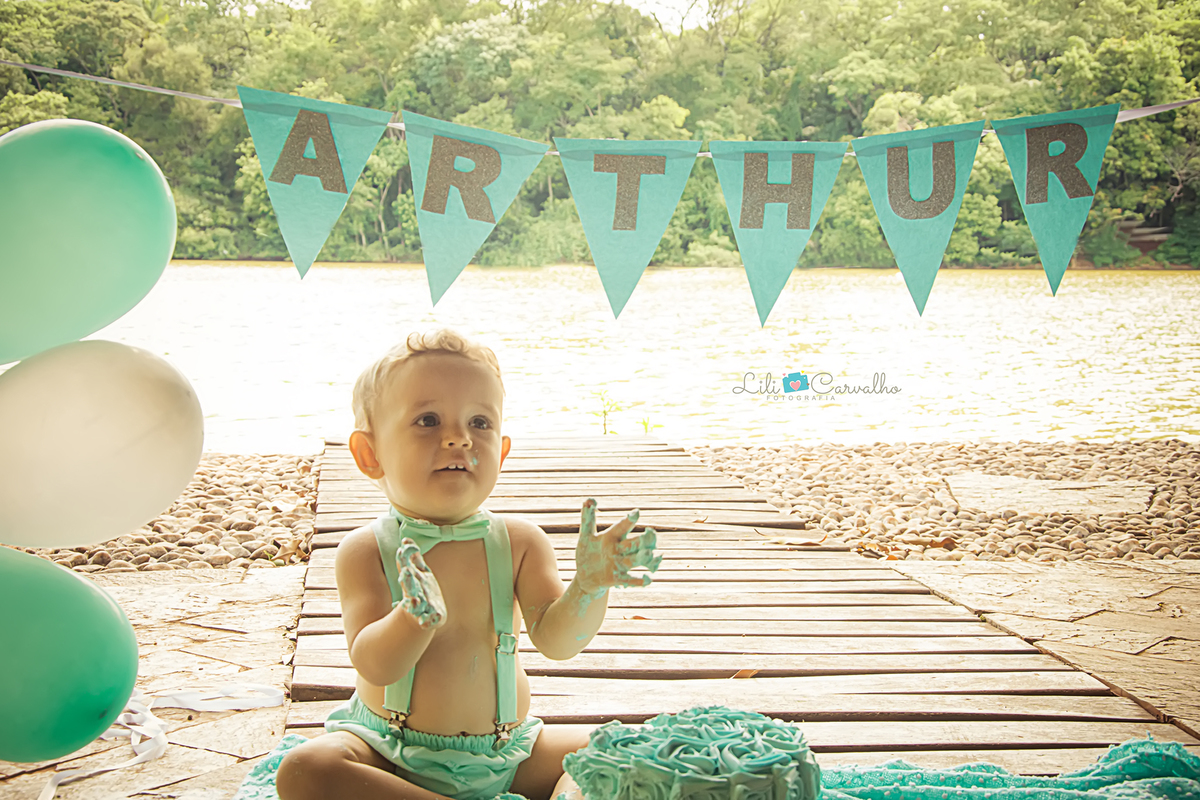 #smashthecake #sessaofamilia #lilicarvalho #lilifotografia #fotoexterna #aniversario #gestantemaringa #fotoprofissional 