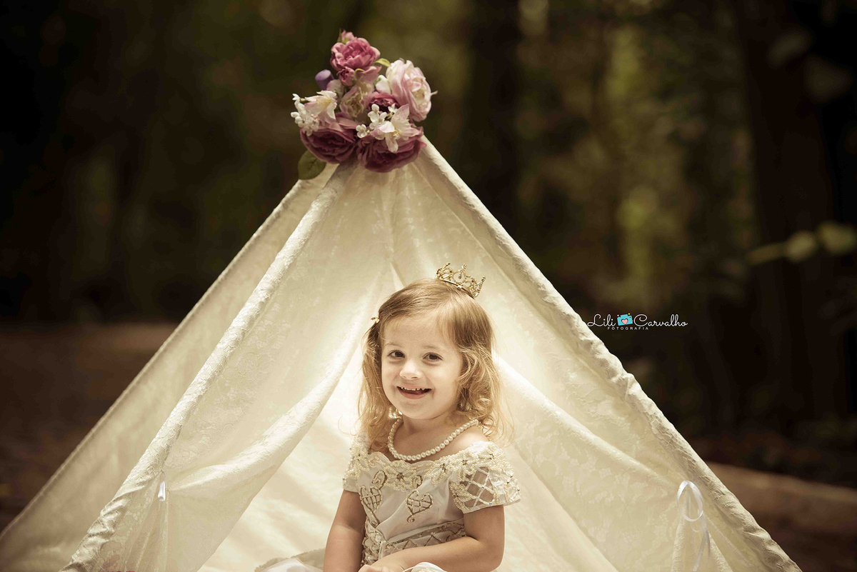 ensaio com cabana de renda