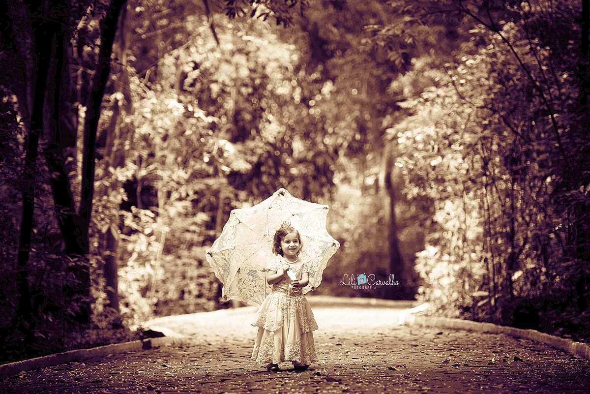 #theodorice #theodora #preaniversario #smashthecake #smashthefruit #lilicarvalho #lilifotografia #aniversariomaringa #fotoantesaniversariomaringa #bookinfantilmaringa #fotomeninamaringa 