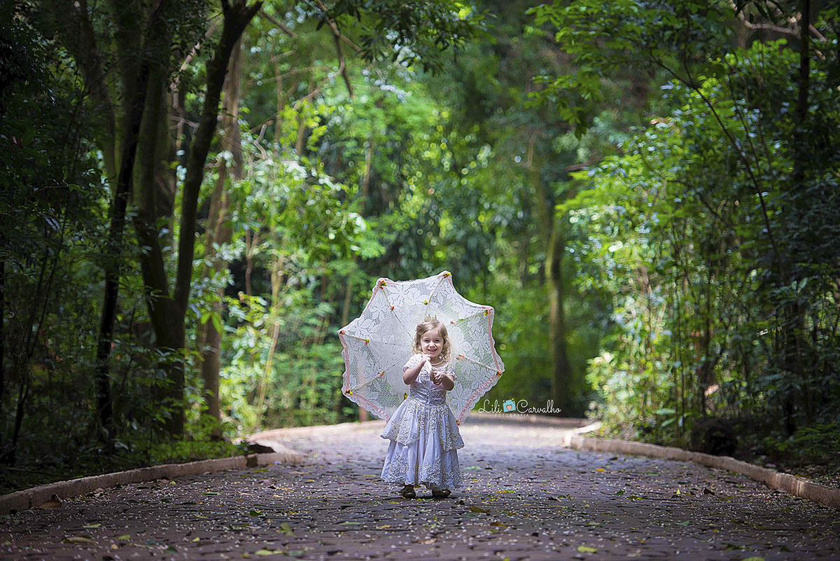 #theodorice #theodora #preaniversario #smashthecake #smashthefruit #lilicarvalho #lilifotografia #aniversariomaringa #fotoantesaniversariomaringa #bookinfantilmaringa #fotomeninamaringa 