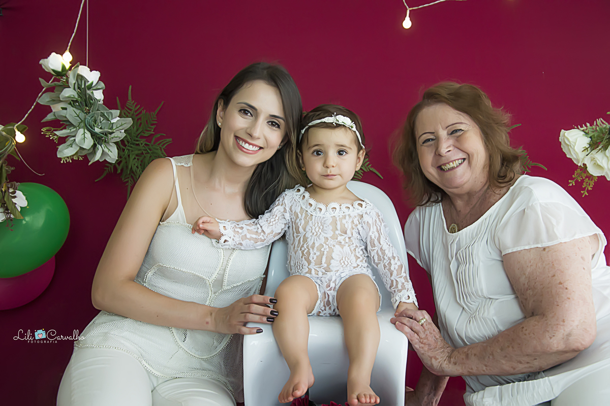 #newbornmaringa #lilicarvalho #lilifotografia #smashthecake #ensaiocombolo #umano #melhorfotografamaringa 