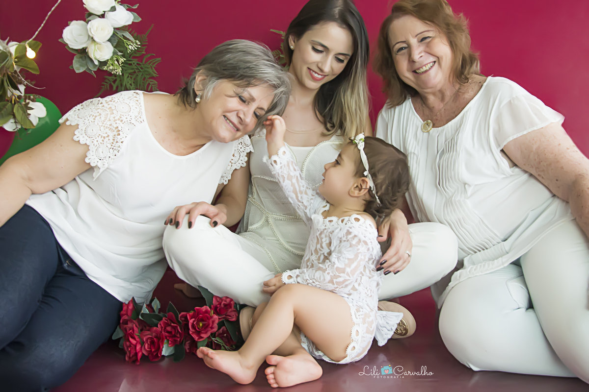 #newbornmaringa #lilicarvalho #lilifotografia #smashthecake #ensaiocombolo #umano #melhorfotografamaringa 