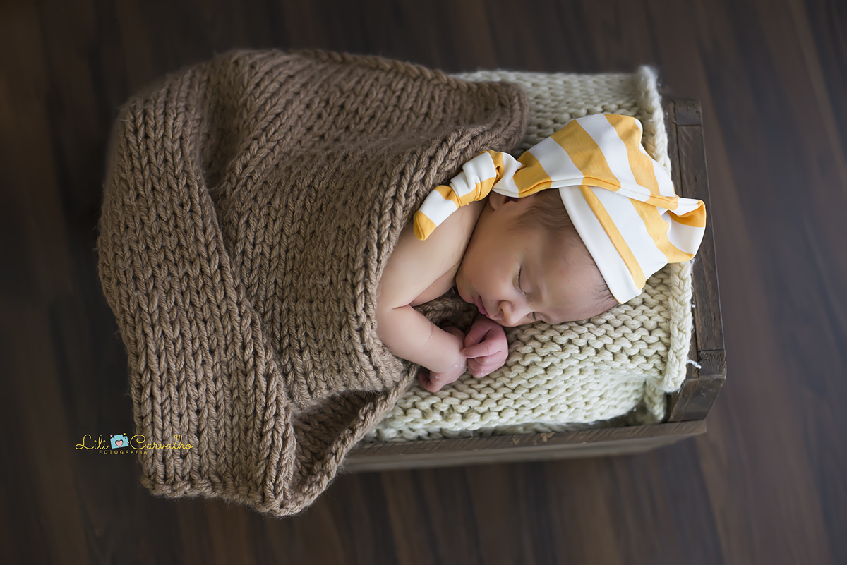 #newborn #newbornmaringa #lilicarvalho #lilifotografia #newbornmaringa #newborndiferenciado #fotosdiferentes #fotosexoticas #babyboy #gestantemaringa #fotogravida #fotorecemnascido