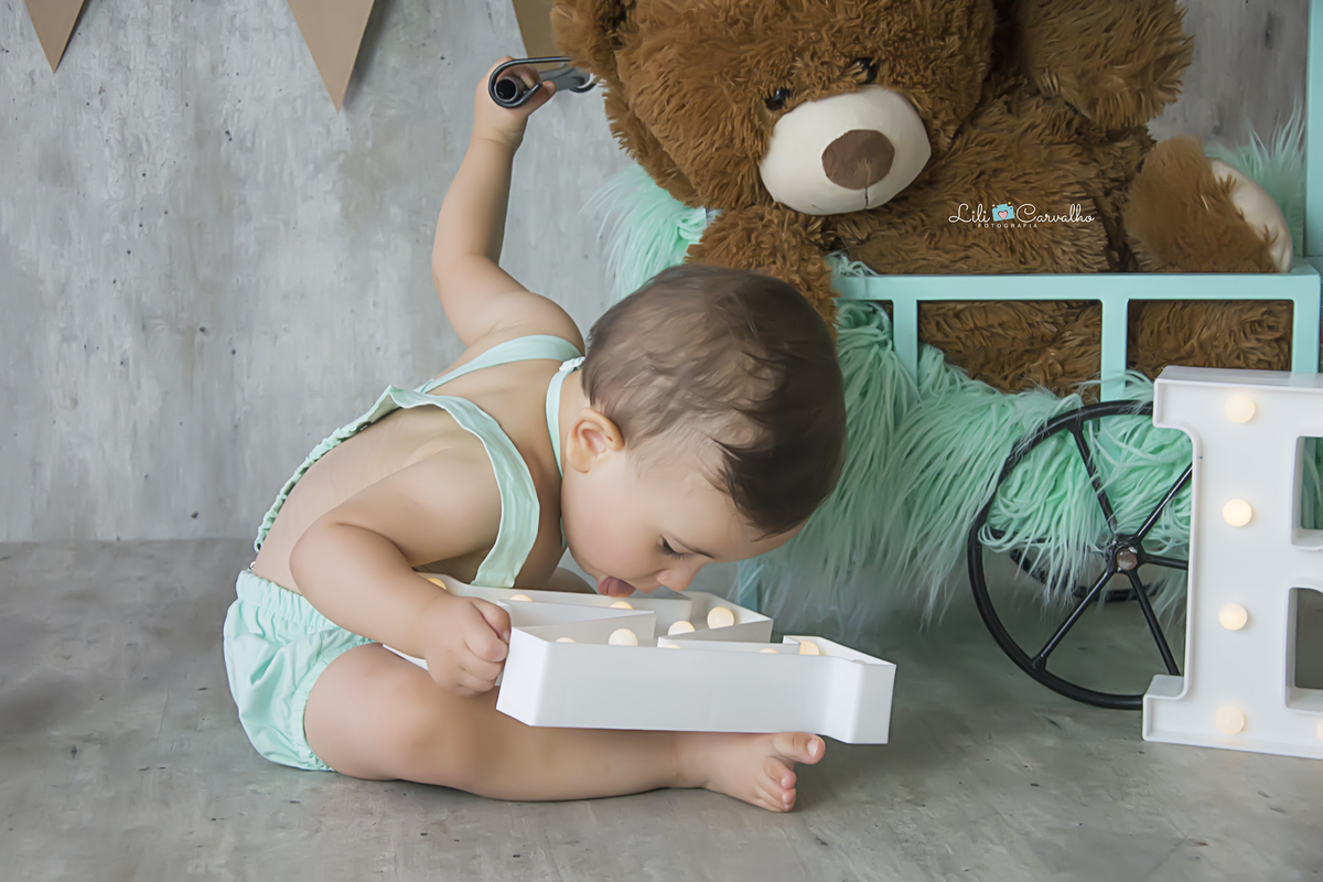 #smashthefruit #smashmaringa #lilicarvalho #lilifotografia #smashthecake #bolodefrutas #ensaiocomfrutas #aniversario #fotodiferente #meninodementa #meninocomursomarrom #one #umaninho #babyboy #melhorfotografademaringa