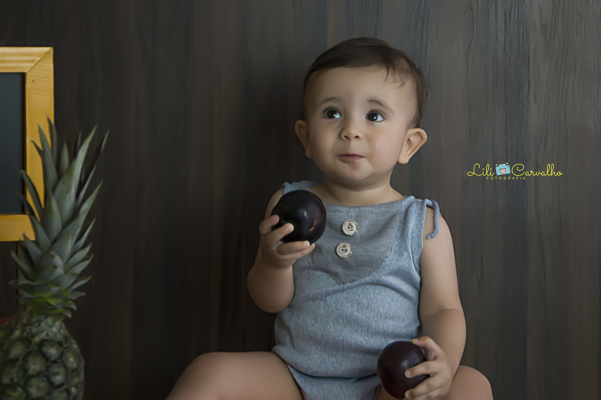 #smashthefruit #smashmaringa #lilicarvalho #lilifotografia #smashthecake #bolodefrutas #ensaiocomfrutas #aniversario #fotodiferente #meninodementa #meninocomursomarrom #one #umaninho #babyboy #melhorfotografademaringa