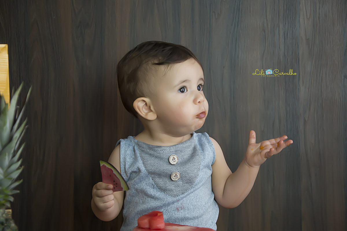 #smashthefruit #smashmaringa #lilicarvalho #lilifotografia #smashthecake #bolodefrutas #ensaiocomfrutas #aniversario #fotodiferente #meninodementa #meninocomursomarrom #one #umaninho #babyboy #melhorfotografademaringa