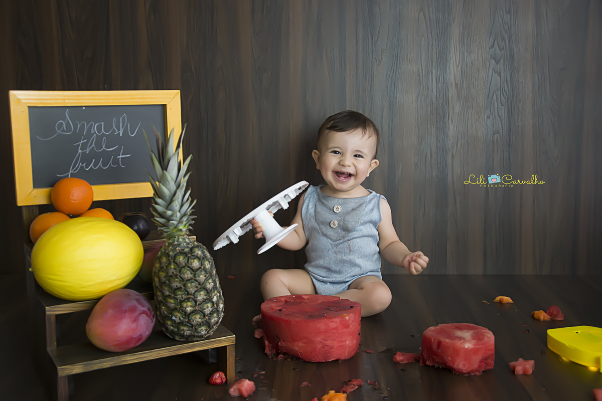 #smashthefruit #smashmaringa #lilicarvalho #lilifotografia #smashthecake #bolodefrutas #ensaiocomfrutas #aniversario #fotodiferente #meninodementa #meninocomursomarrom #one #umaninho #babyboy #melhorfotografademaringa