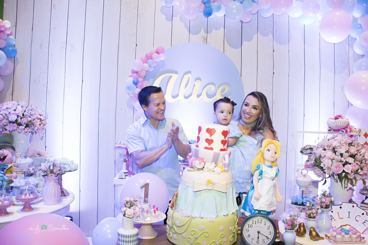 #aniversario #lilicarvalho #lilifotografia #aniversariomaringa #fotografadeaniversario #melhorfotografadeaniversario #newbornmaringa #acompanhamentobebe #fotorecemnascido 