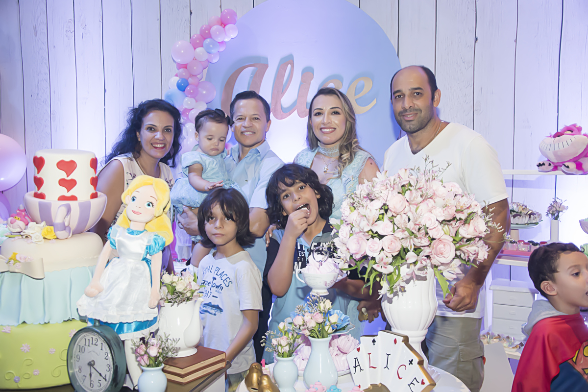 #aniversario #lilicarvalho #lilifotografia #aniversariomaringa #fotografadeaniversario #melhorfotografadeaniversario #newbornmaringa #acompanhamentobebe #fotorecemnascido 