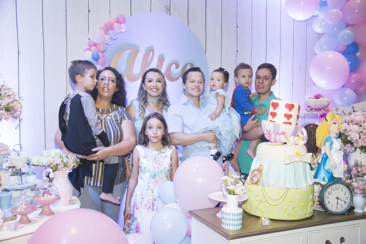 #aniversario #lilicarvalho #lilifotografia #aniversariomaringa #fotografadeaniversario #melhorfotografadeaniversario #newbornmaringa #acompanhamentobebe #fotorecemnascido 