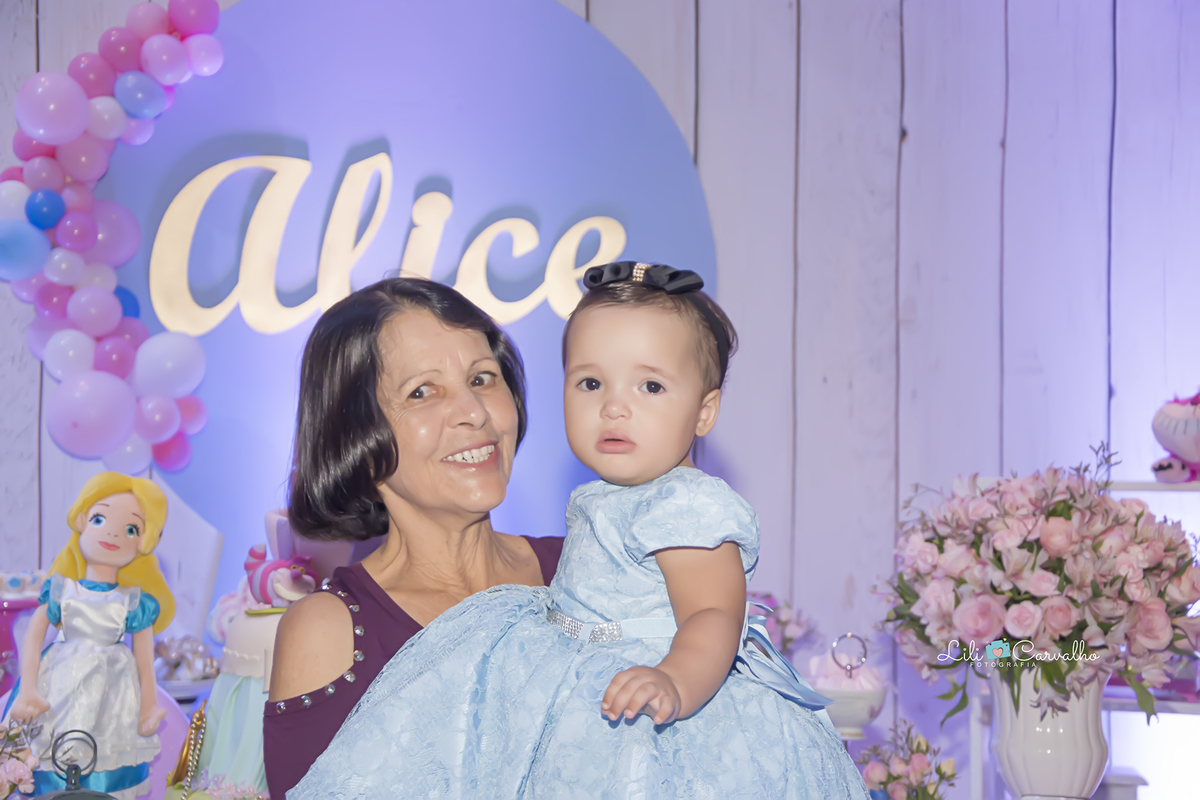 #aniversario #lilicarvalho #lilifotografia #aniversariomaringa #fotografadeaniversario #melhorfotografadeaniversario #newbornmaringa #acompanhamentobebe #fotorecemnascido 