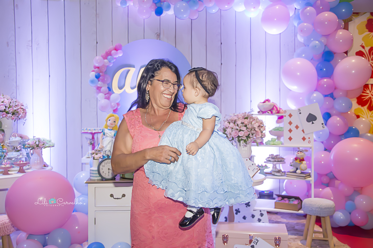 #aniversario #lilicarvalho #lilifotografia #aniversariomaringa #fotografadeaniversario #melhorfotografadeaniversario #newbornmaringa #acompanhamentobebe #fotorecemnascido 