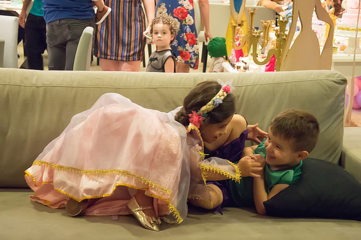 #newborn #newbornmaringa #lilicarvalho #lilifotografia #babyboy #recemnascido #fotodebebepequeno #fotoprimeirosdias #ensaiogestante #aniversario #aniversarioemcasa#aniversariomaringa 