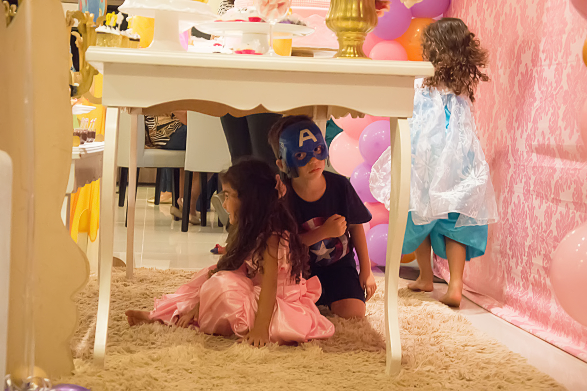 #newborn #newbornmaringa #lilicarvalho #lilifotografia #babyboy #recemnascido #fotodebebepequeno #fotoprimeirosdias #ensaiogestante #aniversario #aniversarioemcasa#aniversariomaringa 