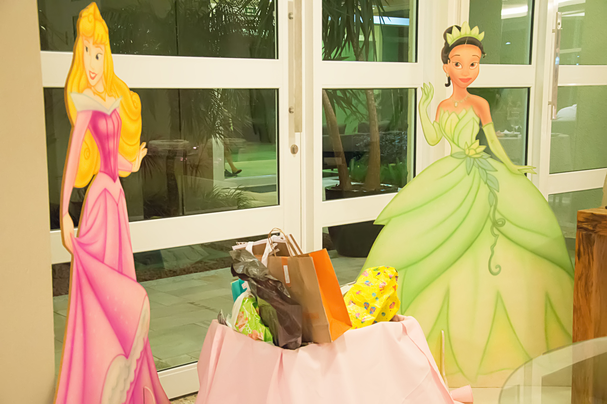 #newborn #newbornmaringa #lilicarvalho #lilifotografia #babyboy #recemnascido #fotodebebepequeno #fotoprimeirosdias #ensaiogestante #aniversario #aniversarioemcasa#aniversariomaringa 