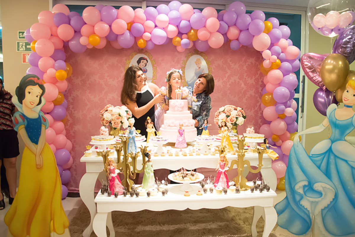 #newborn #newbornmaringa #lilicarvalho #lilifotografia #babyboy #recemnascido #fotodebebepequeno #fotoprimeirosdias #ensaiogestante #aniversario #aniversarioemcasa#aniversariomaringa 