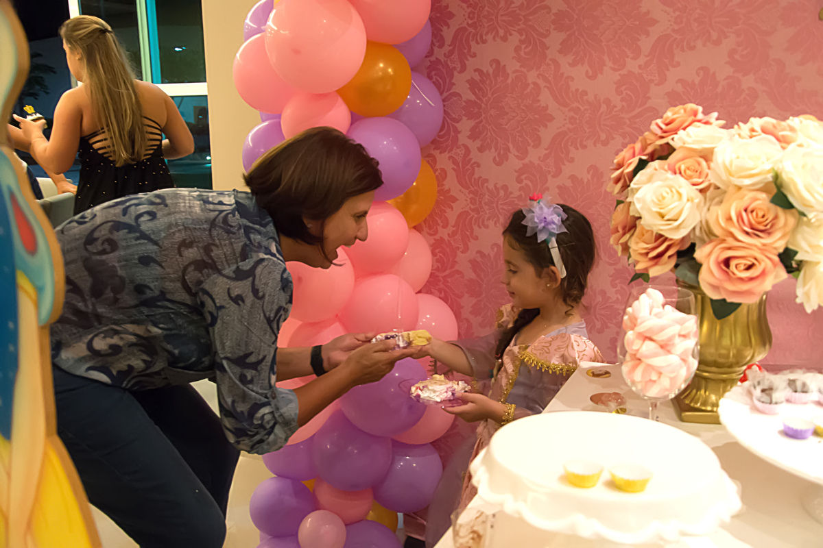 #newborn #newbornmaringa #lilicarvalho #lilifotografia #babyboy #recemnascido #fotodebebepequeno #fotoprimeirosdias #ensaiogestante #aniversario #aniversarioemcasa#aniversariomaringa 