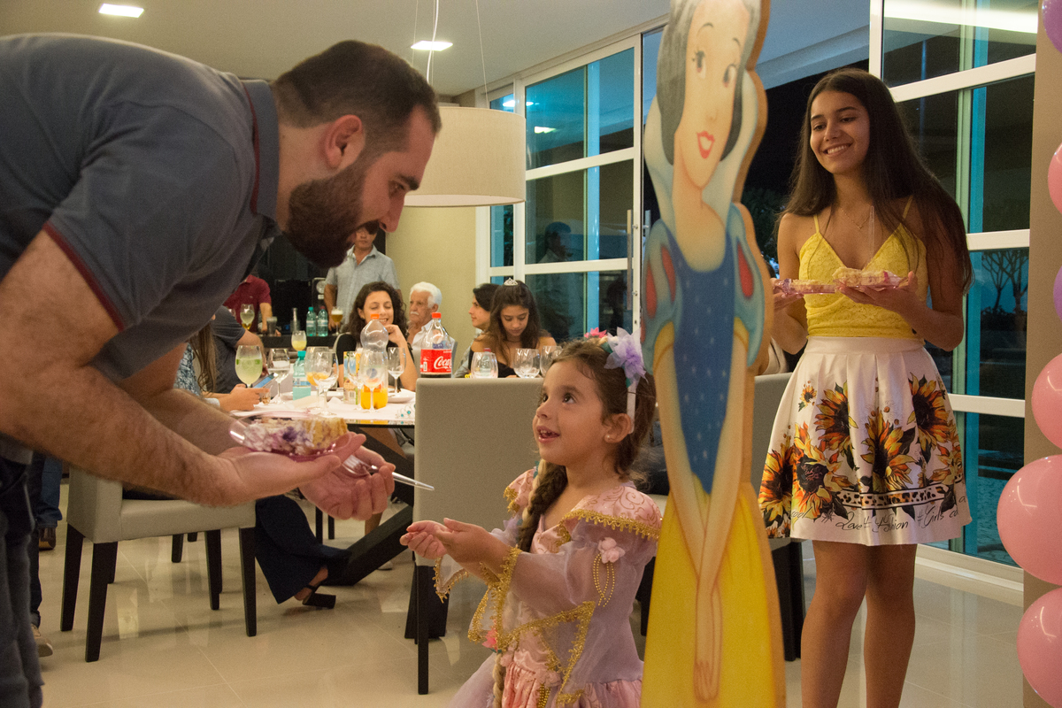 #newborn #newbornmaringa #lilicarvalho #lilifotografia #babyboy #recemnascido #fotodebebepequeno #fotoprimeirosdias #ensaiogestante #aniversario #aniversarioemcasa#aniversariomaringa 