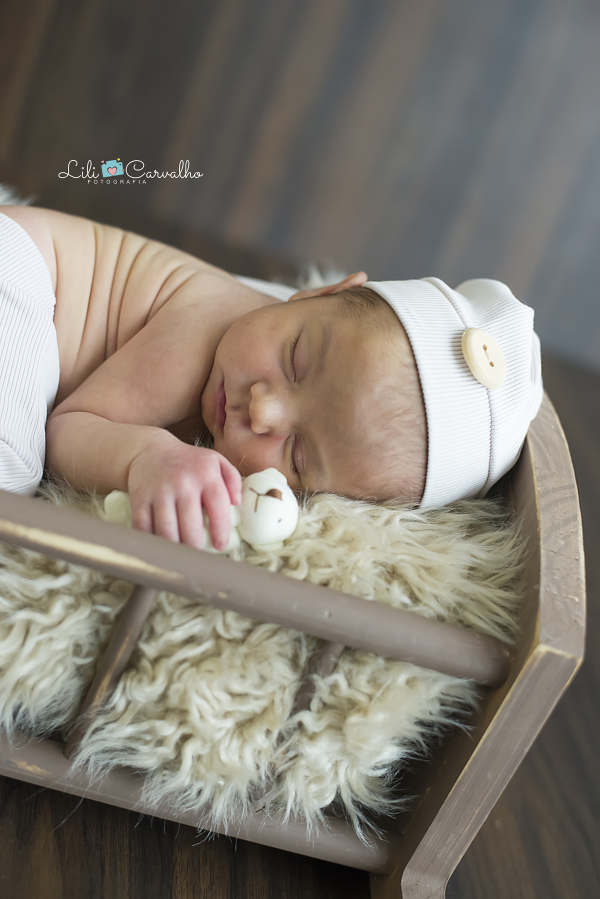 #newborn #lilicarvalho #lilifotografia #newbornmaringa #fotoderecemnascido #fotodebebe #babyboy #melhorfotografademaringa 3fotografaespecialista 