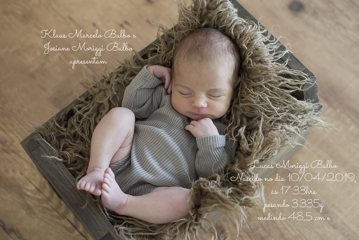 #newborn #lilicarvalho #lilifotografia #newbornmaringa #fotoderecemnascido #fotodebebe #babyboy #melhorfotografademaringa 3fotografaespecialista 