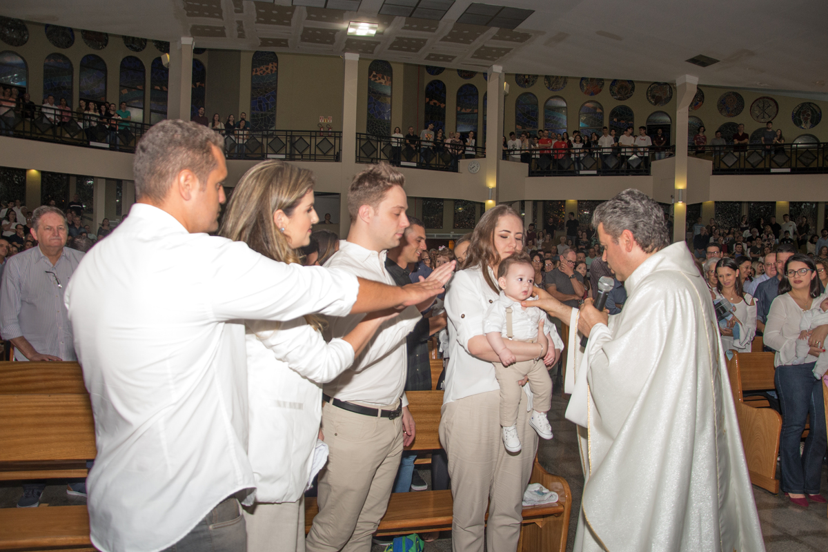 #batizadomaringa #lilicarvalho #lilifotografia #fotografamaringa #fotografaigreja #melhorfotografamaringa #melhornebornmaringa #melhorgestantemaringa 