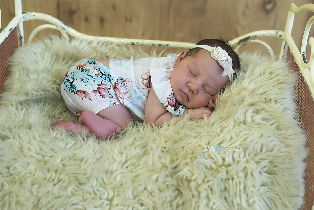 #newbornmaringa  #lilicarvalho #lilifotografia #especialistaemmaringa #especialistaemfotobebemaringa #melhorfotografademaringa #bebemenina #babygirl #melhorfotografademaringa #melhorfotografadegestantemaringa 