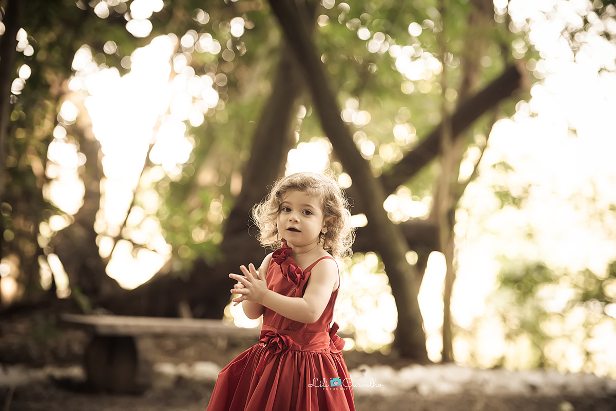 #lilicarvalho #inface #preaniversario #lilifotografia #fotodemenina #fotodemeninadiferente #fotocolorida #melhorfotografademaringa #especialistaemfotodemenina #fotoespecial #ensaioinfancy #ensaiodemeninas