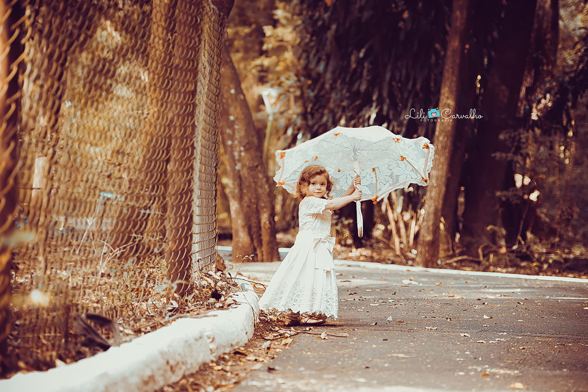 #lilicarvalho #inface #preaniversario #lilifotografia #fotodemenina #fotodemeninadiferente #fotocolorida #melhorfotografademaringa #especialistaemfotodemenina #fotoespecial #ensaioinfancy #ensaiodemeninas