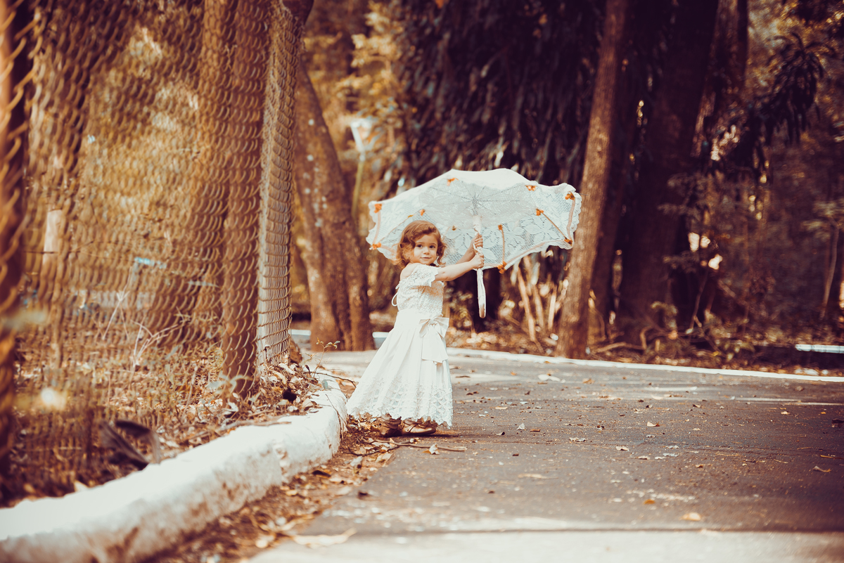 #lilicarvalho #inface #preaniversario #lilifotografia #fotodemenina #fotodemeninadiferente #fotocolorida #melhorfotografademaringa #especialistaemfotodemenina #fotoespecial #ensaioinfancy #ensaiodemeninas