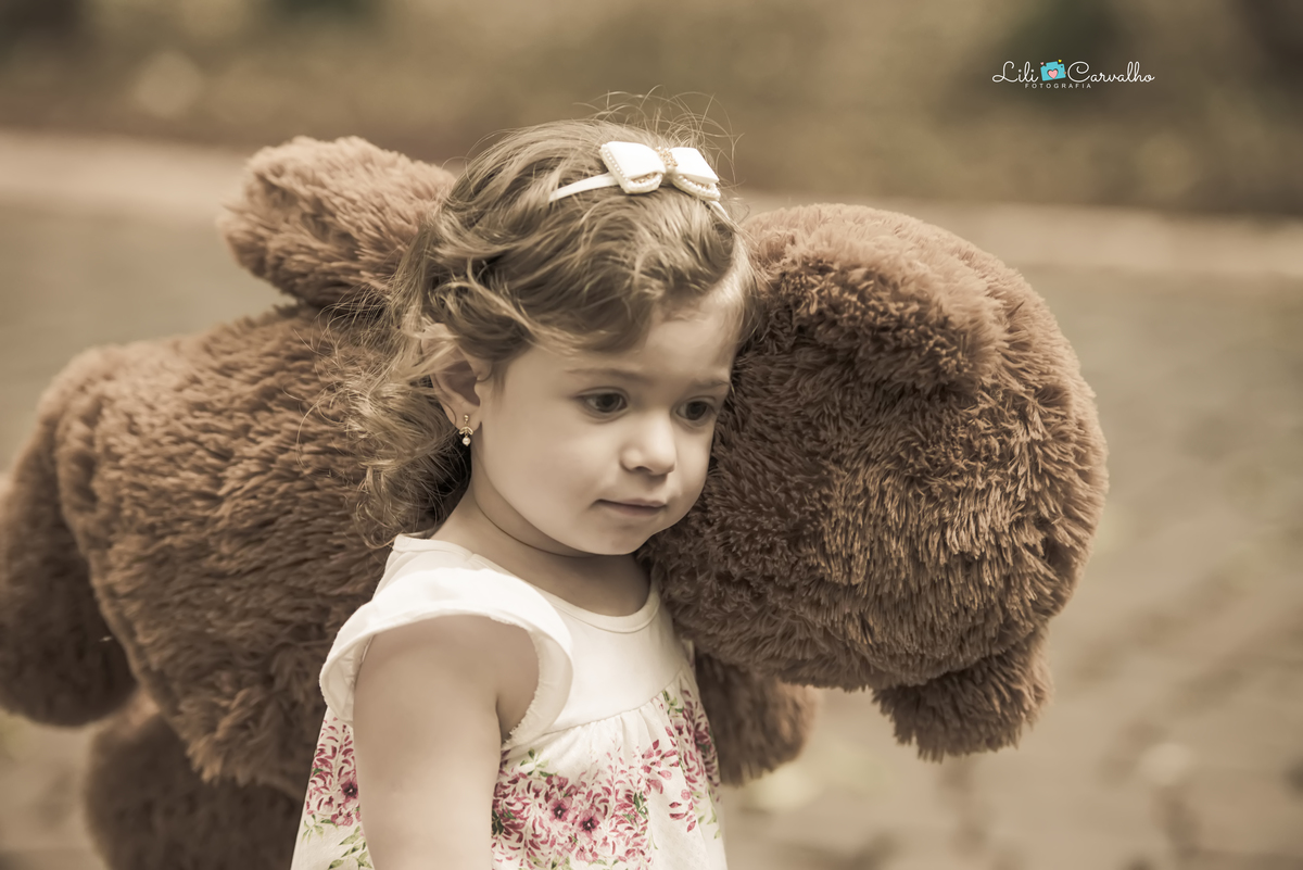 #lilicarvalho #inface #preaniversario #lilifotografia #fotodemenina #fotodemeninadiferente #fotocolorida #melhorfotografademaringa #especialistaemfotodemenina #fotoespecial #ensaioinfancy #ensaiodemeninas