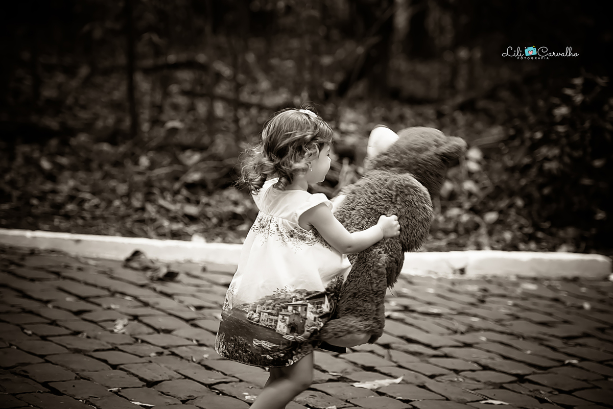 #lilicarvalho #inface #preaniversario #lilifotografia #fotodemenina #fotodemeninadiferente #fotocolorida #melhorfotografademaringa #especialistaemfotodemenina #fotoespecial #ensaioinfancy #ensaiodemeninas