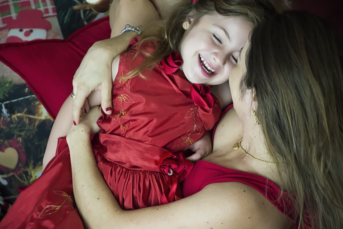 #lilicarvalho #lilifotografia #theodorice #ensaiodenatal #poltonavermelha #melhornatalmaringa #maringaencantada #melhorofotografademaringa #natalmagico #fotografaespecialista #vestidovermelho #newborn #gestante #recemnascido 