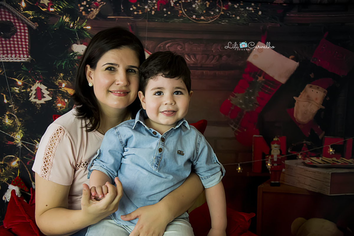 #lilicarvalho #lilifotografia #ensaiodenatal #maringaencantada #fotodecrianca #melhorfotografademaringa #especialistaemebes #newborn #recemnascido #gestante #gravida 