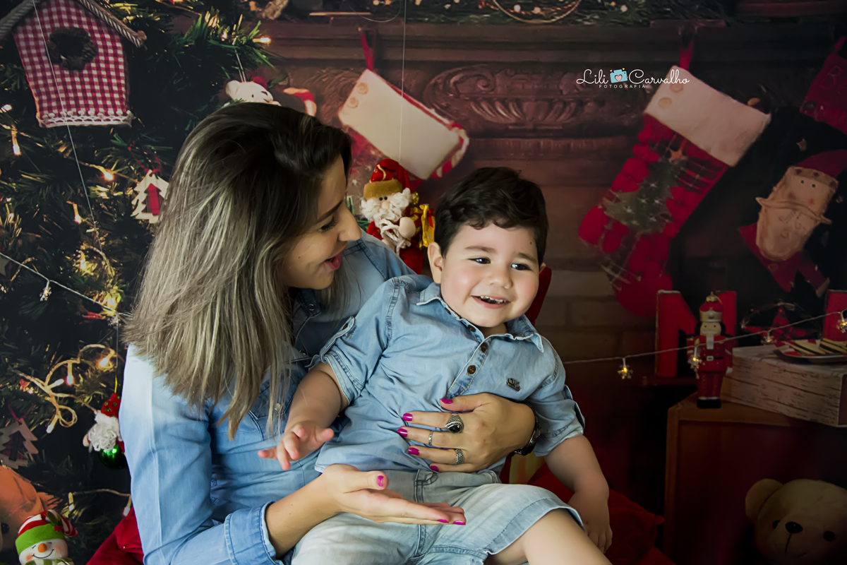 #lilicarvalho #lilifotografia #ensaiodenatal #maringaencantada #fotodecrianca #melhorfotografademaringa #especialistaemebes #newborn #recemnascido #gestante #gravida 