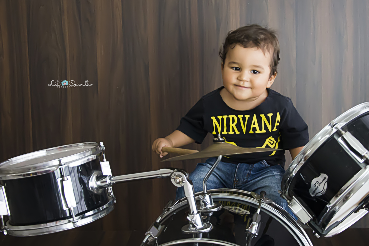 #lilicarvalho #lilifotografia #ensaiodenatal #ensaidebateria #musica #bateriainfanti #fotocombateria #melhorfotografademaringa #newborn #gestante #gravida 