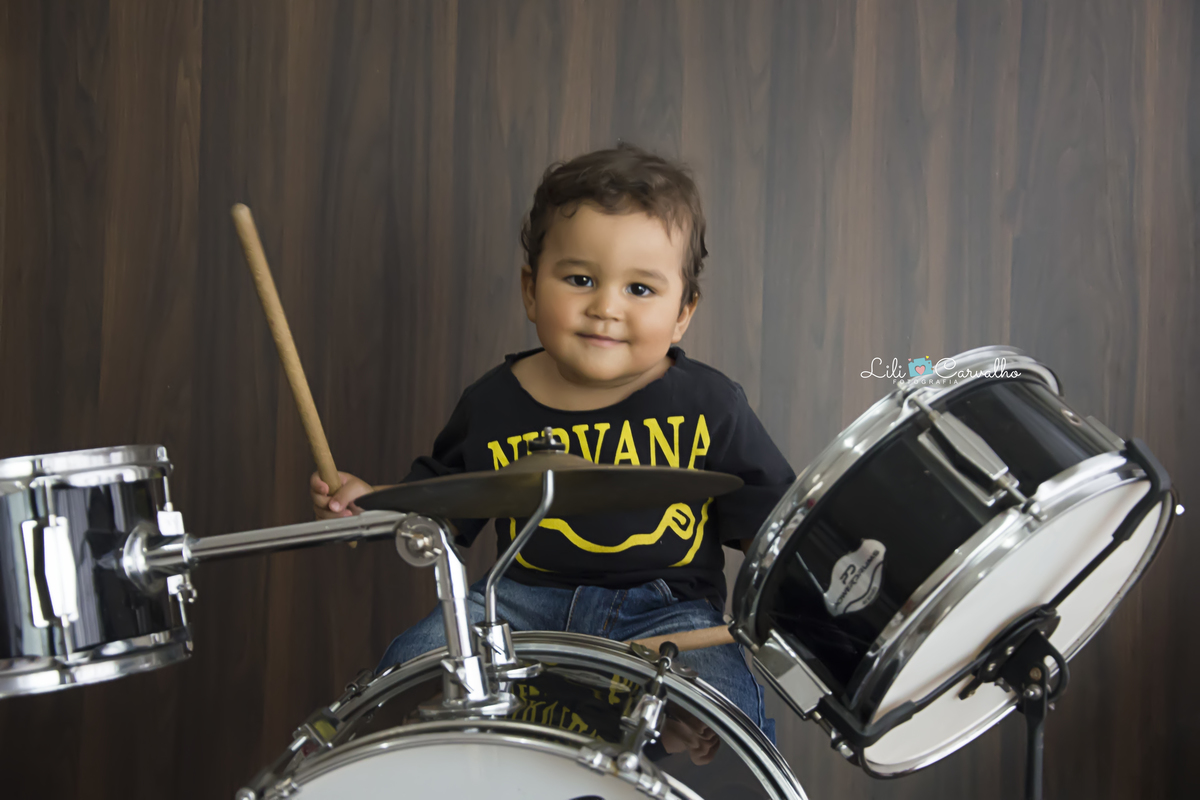 #lilicarvalho #lilifotografia #ensaiodenatal #ensaidebateria #musica #bateriainfanti #fotocombateria #melhorfotografademaringa #newborn #gestante #gravida 