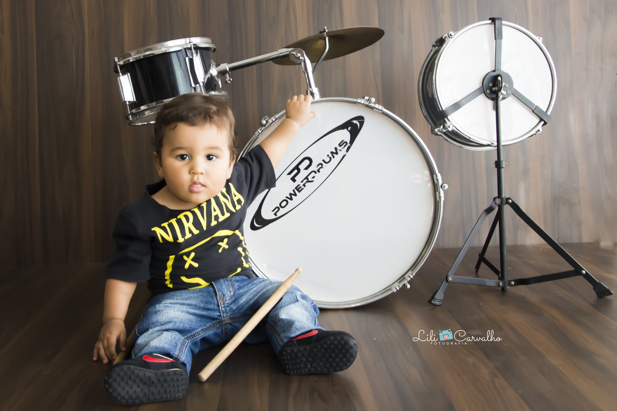 #lilicarvalho #lilifotografia #ensaiodenatal #ensaidebateria #musica #bateriainfanti #fotocombateria #melhorfotografademaringa #newborn #gestante #gravida 
