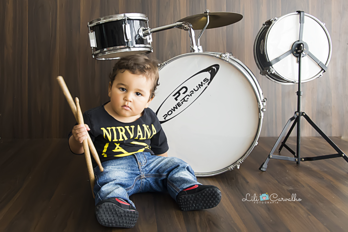 #lilicarvalho #lilifotografia #ensaiodenatal #ensaidebateria #musica #bateriainfanti #fotocombateria #melhorfotografademaringa #newborn #gestante #gravida 