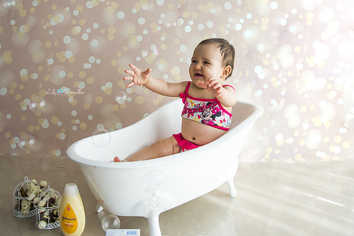 #lilicarvalho #lilifotografia #ensaionewborn #aniversario #frutas #bolodefruta #smashthefruit  #melhorfotografademaringa #gravida #gestante #recemnascida #bebe #bolodemelancia #fundoverde #frutinhas 