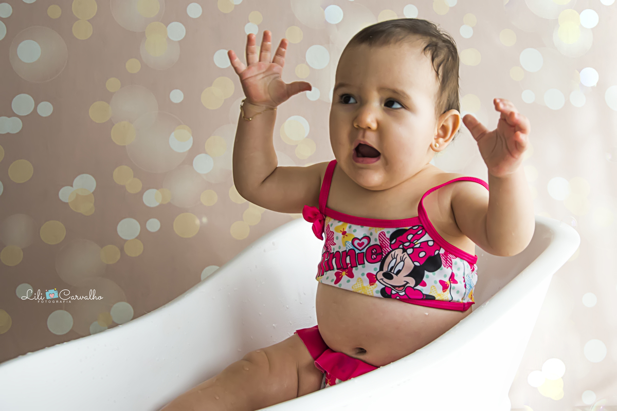 #lilicarvalho #lilifotografia #ensaionewborn #aniversario #frutas #bolodefruta #smashthefruit  #melhorfotografademaringa #gravida #gestante #recemnascida #bebe #bolodemelancia #fundoverde #frutinhas 