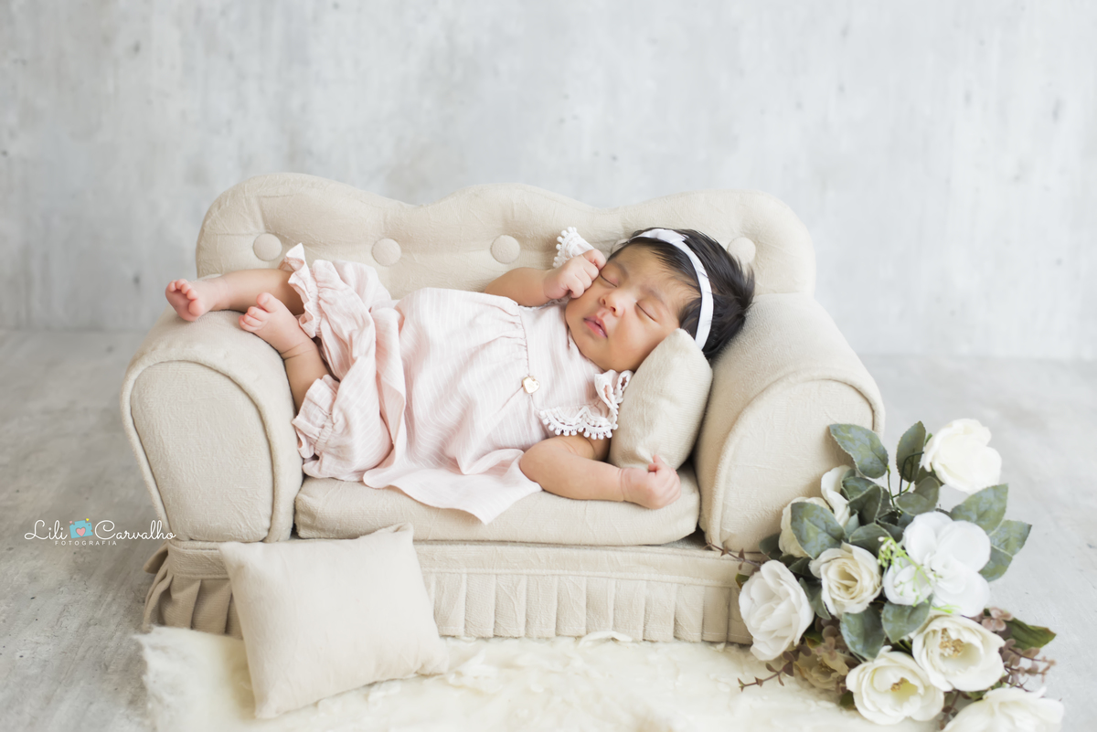 #lilicarvalho #lilifotografia #ensaionewborn #gestante #gravida #especialistaemnewborn #especialistaembebes #melhorfotografa #fotofamilia #recemnascido #sofabebe #sorriso #maringa #melhorfotografademaringa 