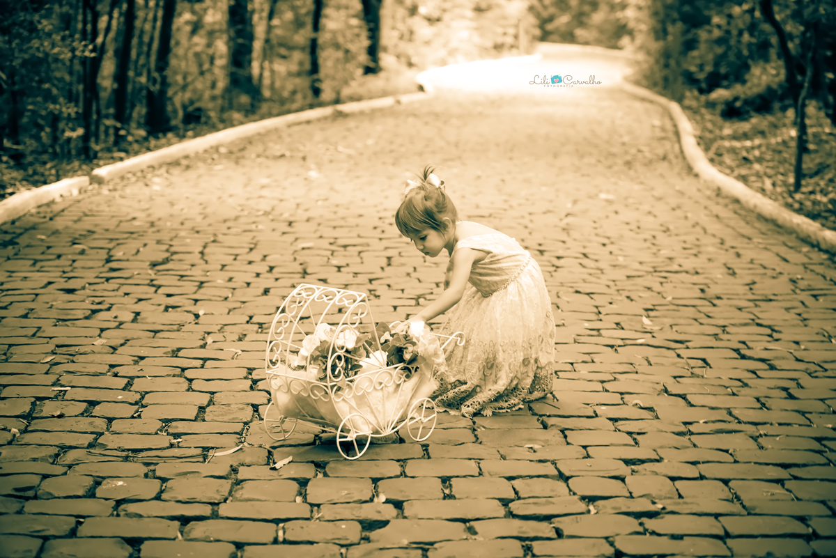 #lilicarvalho #fotografamaringa #melhorfotografamaringa #fotoinfantil #fotomenina #preaniversario #newborn #gestante #gravida #recemnascido #babygirl #fotomaravilhosa #fotoparqueinga #parqueinga #melhordetodas #fotoperfeira #fotocabana #fotocomurso