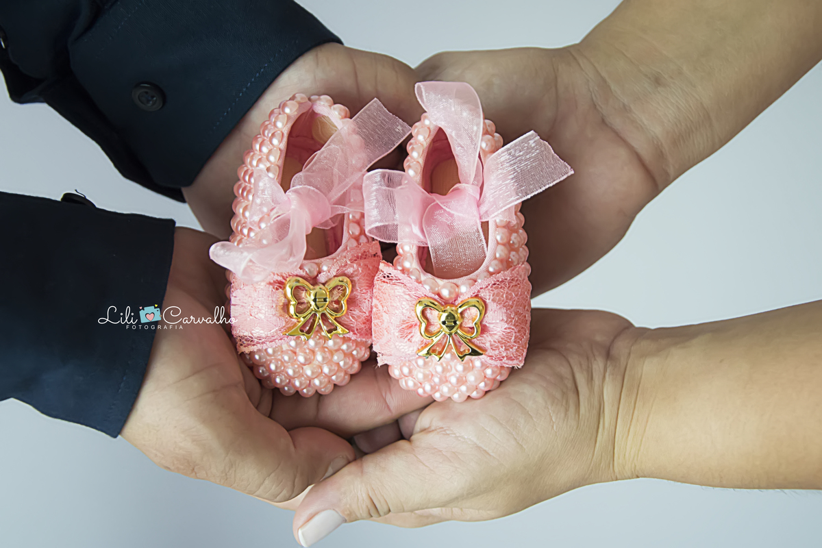 #lilicarvalho #lilifotografia #ensaiogestante #newborn #melhordemaringa #melhorfotografa #especialistaembebes #bebe #fotobebe #recemnascido #fotogravida #maravilhosa #maringa #photo 