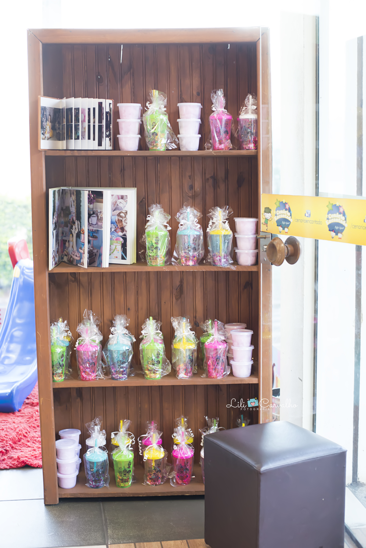 #lilicarvalho #lilifotografia #aniversario #parabens #4anos #cenarioencantado #fotoaniversario #newborn #recemnascido #gestante #gravida #melhorfotografademaringa #lol 