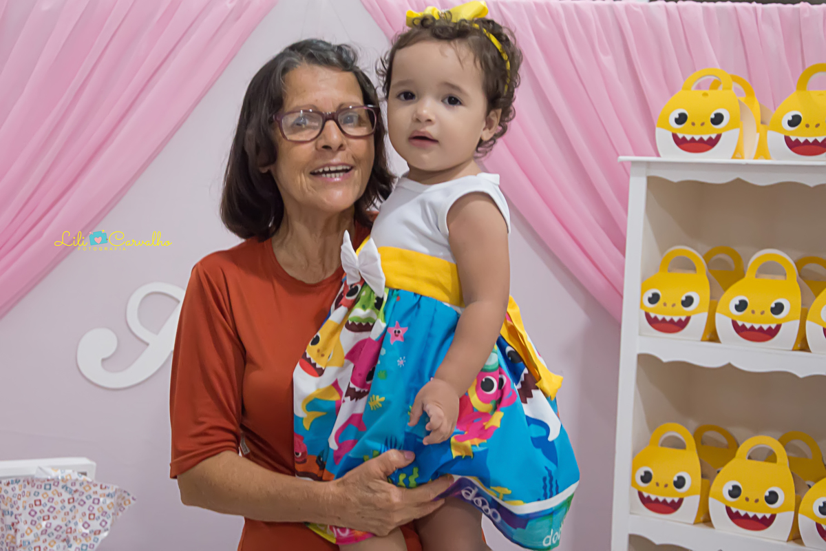 #lilicarvalho #lilifotografia #aniversario #festainfantil #newborn #gestante #gravida #melhorfotografademaringa #festatematica #acompanhamentodebebe #fotografacuidadosa #decoracaolinda #maternidade #mamadeira #parto #chupeta 