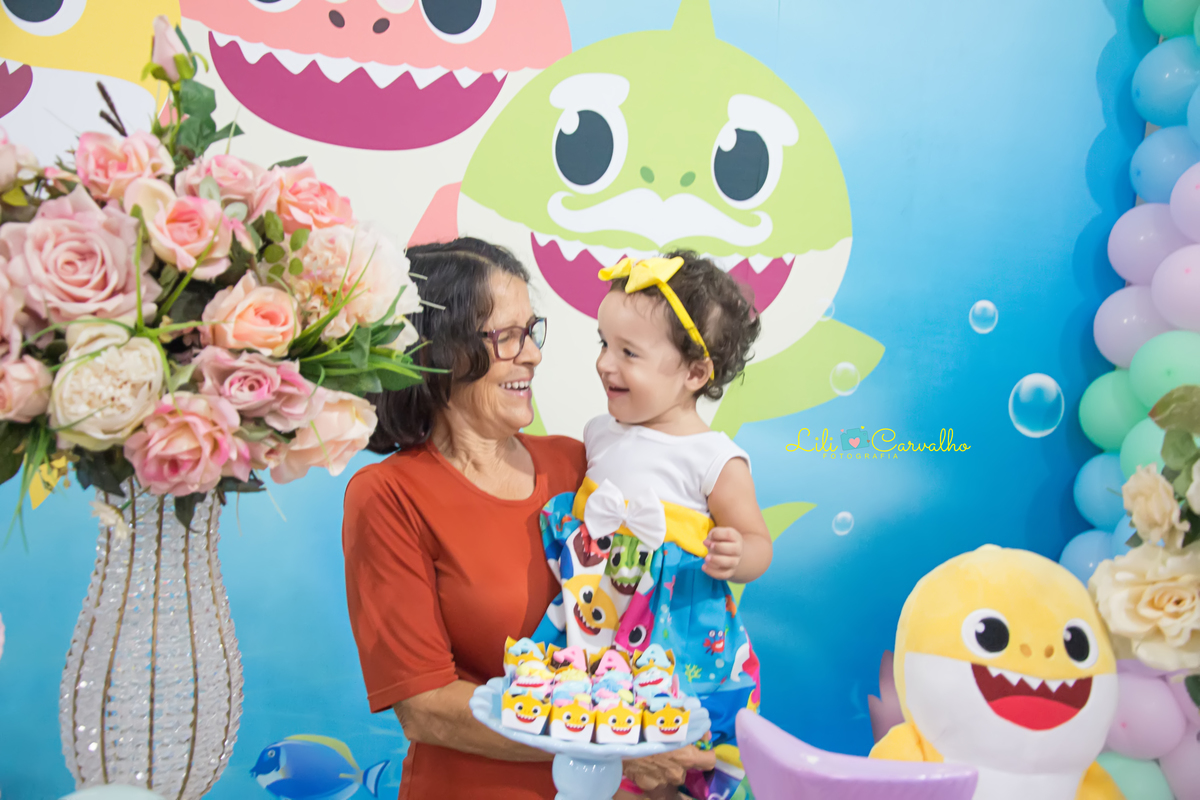 #lilicarvalho #lilifotografia #aniversario #festainfantil #newborn #gestante #gravida #melhorfotografademaringa #festatematica #acompanhamentodebebe #fotografacuidadosa #decoracaolinda #maternidade #mamadeira #parto #chupeta 