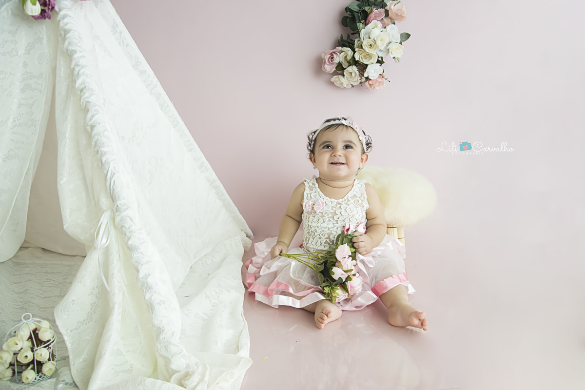 #smashthecake #fotocombolo #fotomenina #fotodelicada #fotocabana #cabanaderenda #rosinha #lilicarvalho #lilifotografia #melhorfotografademaringa #cenariodafotografa #newborn #gestante #gravida #recemnascido #bebe #mamadeira #chupeta #amamentacao 