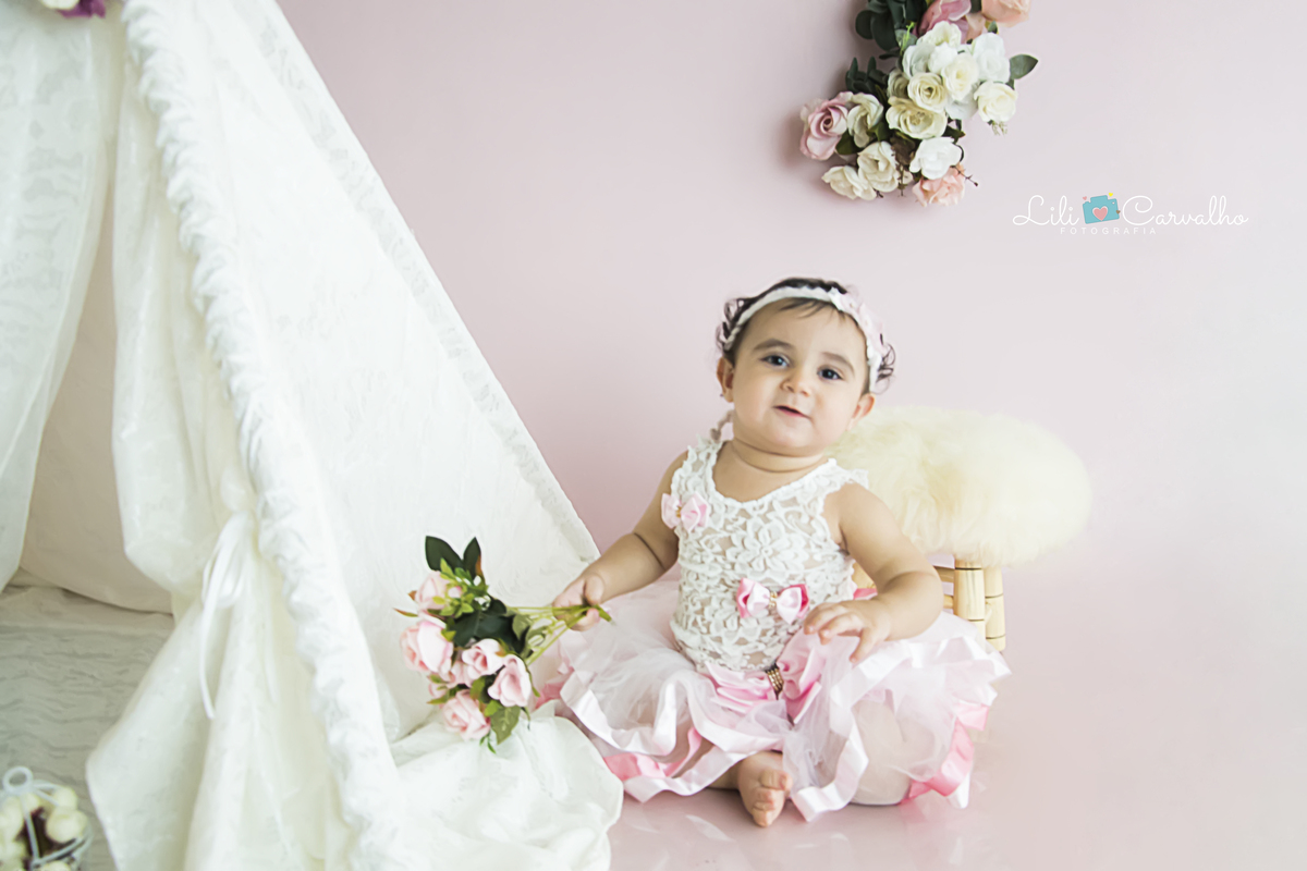 #smashthecake #fotocombolo #fotomenina #fotodelicada #fotocabana #cabanaderenda #rosinha #lilicarvalho #lilifotografia #melhorfotografademaringa #cenariodafotografa #newborn #gestante #gravida #recemnascido #bebe #mamadeira #chupeta #amamentacao 